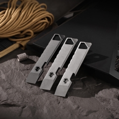 Titanium Alloy Mini Crowbar Multifunctional Portable EDC Tool with bottle opener flat head screwdriver keychain ,Tritium slot