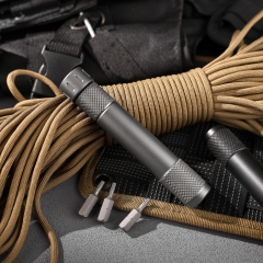 Multi-purpose screwdriver sealed compartment aluminum alloy precision sealed compartment can hold screwdriver