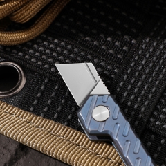 Manufacturer Customized Mini Pocket Utility Knife EDC 17mm Paper Cutter with Keychain for Easy Carry Tool