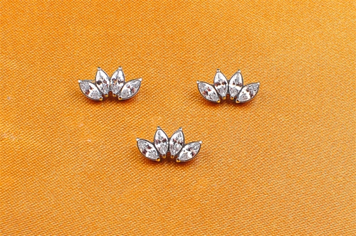 Hot Piercing Body Jewelry ASTM F136 Titanium Phsh In 3 Prong Set Marquise CZ Internally Threaded Threadelss Top Jewelry--P165