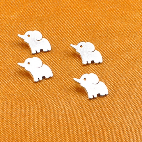 Cute astmf136 threaded 16g Baby Elephant Pendant Stud Earrings For Women Huggies Animal Gift Statement Jewelry piercing supply -P118