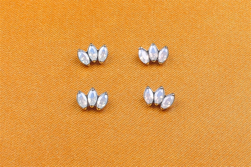 Labret Jewels Body Piercing Jewelry 3Pcs Opal Jewelry ASTM F136 Titanium and Zircon 0.9mm Internally Thread Parts helix piercing jewelry--P135