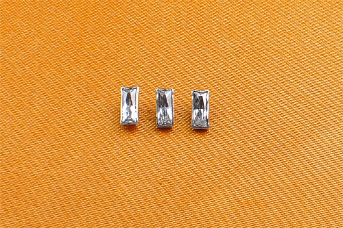 ASTM F136 Titanium prong setting Rectangular Zircon threaded Ends piercing Jewelry titanium piercing jewelry piercing supply--P149