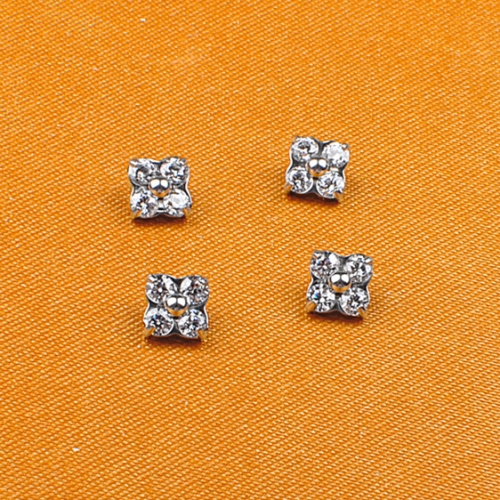 Body Piercing Jewelry Labret Stud Piercing 16G Internal Thread Piercing Jewelry 4-leaf Flower ShapeZircon Jewelry ASTM F136 Titanium --P093