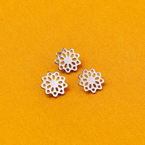 Wholesale ASTM-F136 titanium new earrings women's simple geometric flower retro small earrings Helix piercing ear piercing --P248