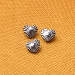wholesale titanium piercing jewellery laser heart shaped earrings wholesale body jewelry manufacturer-P356