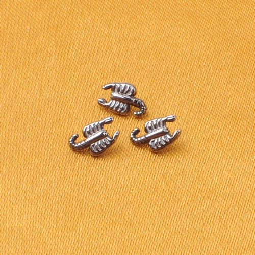 nine safe piercing scorpion astm f-136 titanium earrings internally threaded jewelry-P362