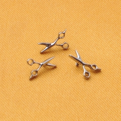 ASTM F136 Titanium Stud Earrings Scissor Design Forest Theme Cute Petite Size for Ladies Wholesale Fashion-P398