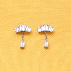 ASTM F136 Titanium Prong Setting Different Sizes Cubic Zirconia With flowing sand zirconia Tragus Labret Lip Ring Piercing--P462