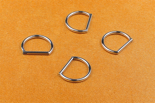 Hinged Segments Ring Jewelry ASTM F136 Titanium body piercing Jewelry D Letter Shape Silver Titanium Jewelry -W46