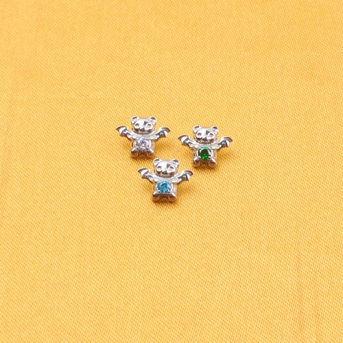 ASTM F136 Titanium 16G Bats and Bears Shape Ear Stud Punk Style Nose Stud Earring Tragus Labret Cartilage Body Piercing Jewelry--P571