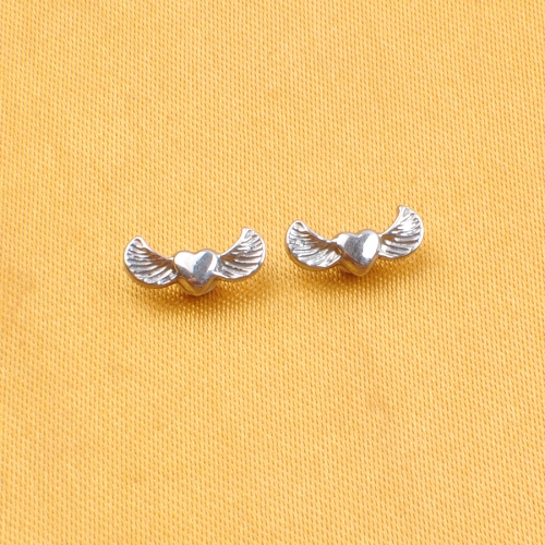 ASTM F136 Titanium 16G Winged Heart Labret Monroe Lip Heart Wing Stud Ear Tragus Cartilage Piercing Body Jewelry--P607