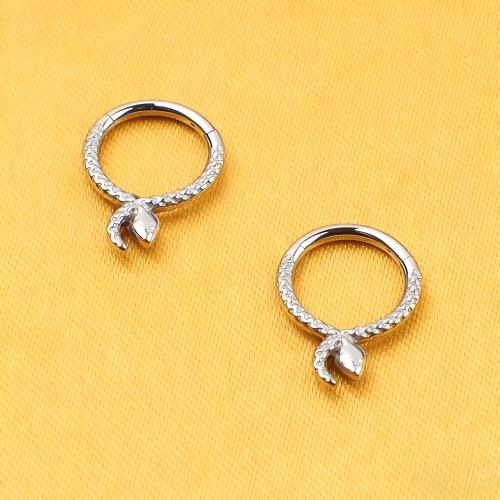 Titanium Snake Septum Ring, Hypoallergenic Clicker Nose Hoop Piercing Jewellery for Women and Men – Trendy Serpent Design--W252