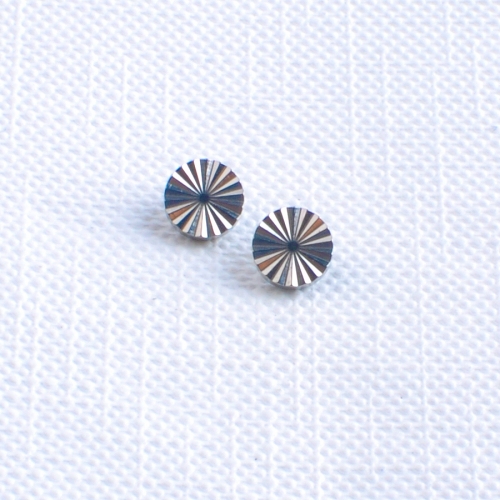 F136 Titanium Circular Sun-Shaped Push Pin Lip Ring and Ear Cartilage Piercing Jewelry--P642