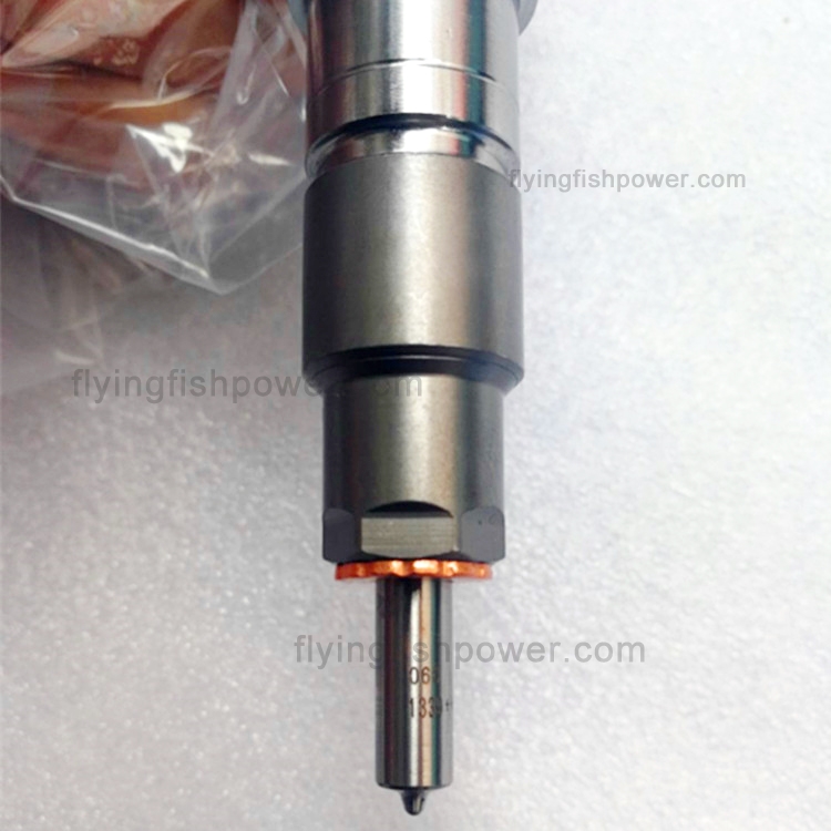 Injecteur de carburant de pièces de moteur Cummins ISDE 0445120329 5267035