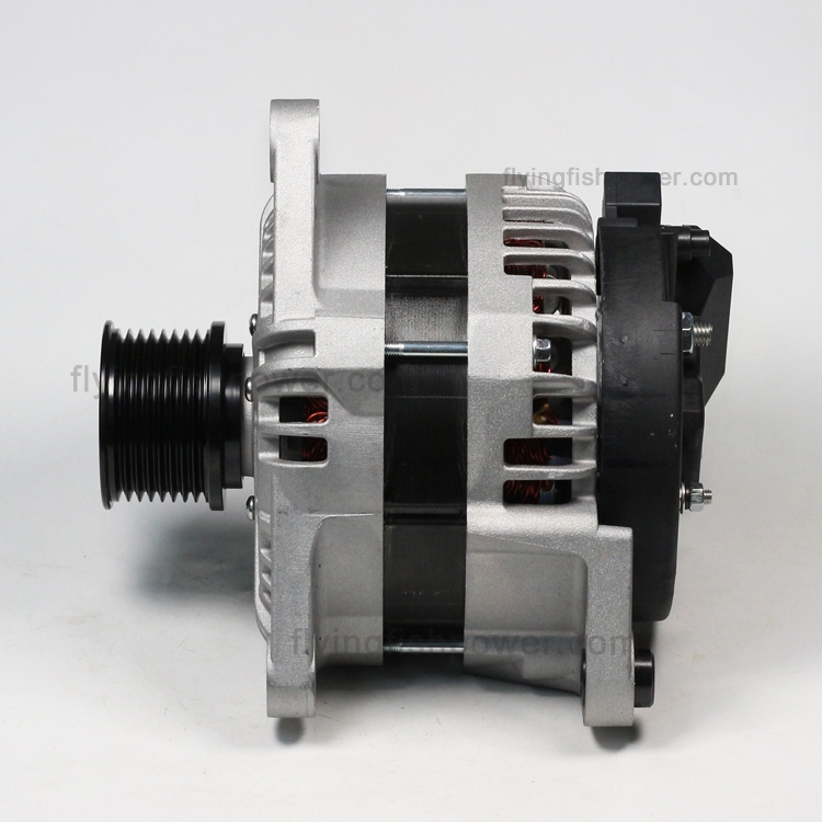Cummins ISDE Engine Parts 28V 70A 2000W Alternator 5267512
