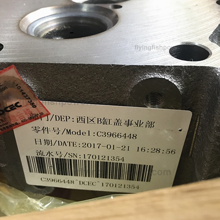 Cummins 4B3.9 4BT3.9 4BTA3.9 4BTAA3.9 Engine Parts Cylinder Head 3966448