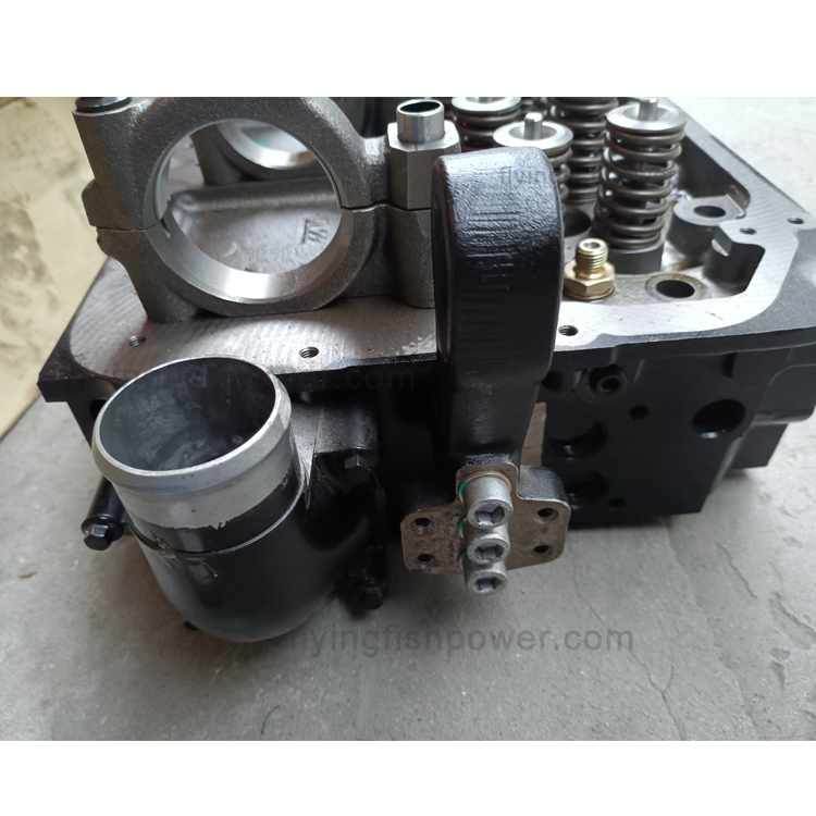 China OEM Quality Volvo Truck Diesel Engine Parts Cylinder Head 21893112 21379387 21379389