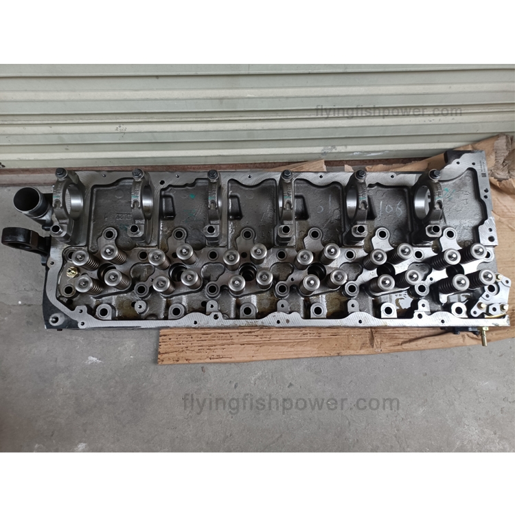 China OEM Quality Volvo Truck Diesel Engine Parts Cylinder Head 21893112 21379387 21379389