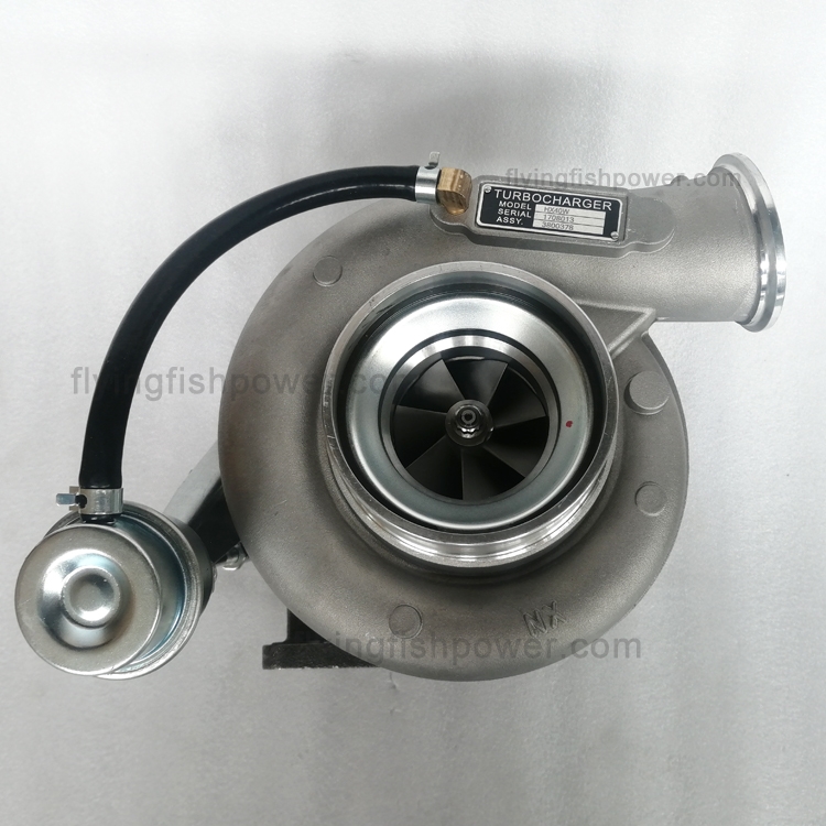 Pièces de moteur Cummins 6C8.3 6CT8.3 turbocompresseur 3800378 4955656