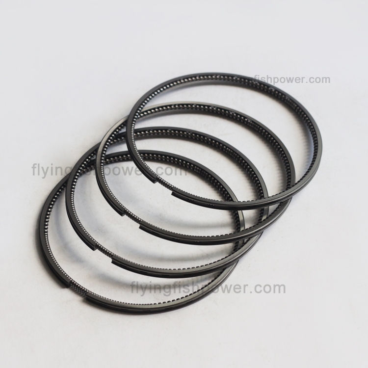 Komatsu SAA4D95LE-3 Engine Parts Piston Ring Set