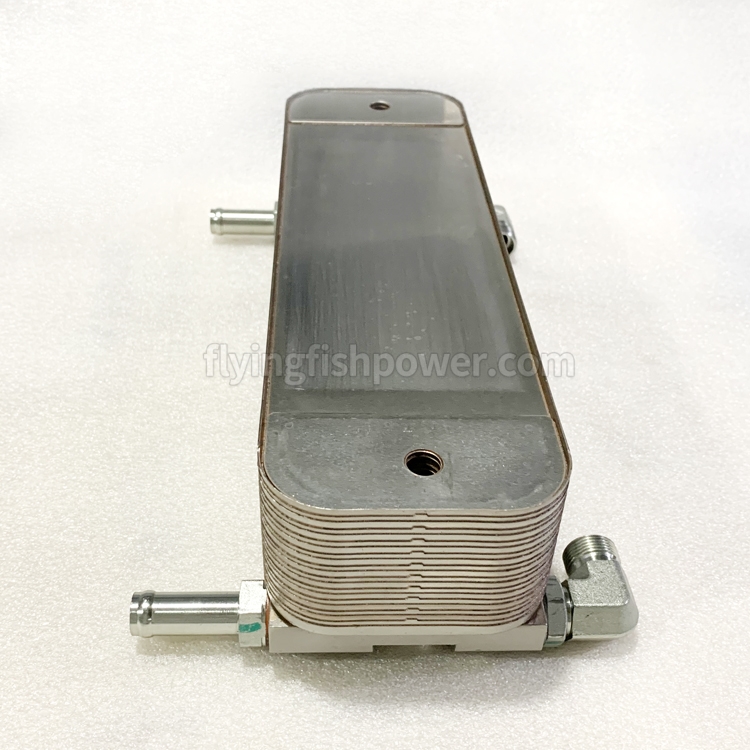 Wholesale 21359570 20810985 OEM Quality Oil Cooler for Volvo VT2514B Transmission Gearbox Parts