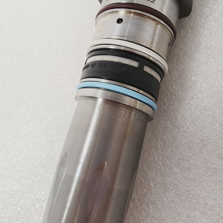 Cummins M11 Injector 4061851 (Refurbished)