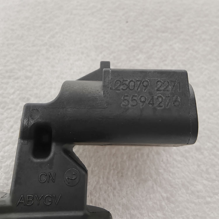 Cummins ISBe ISDe Engine Parts Crankshaft Position Sensor 5594276