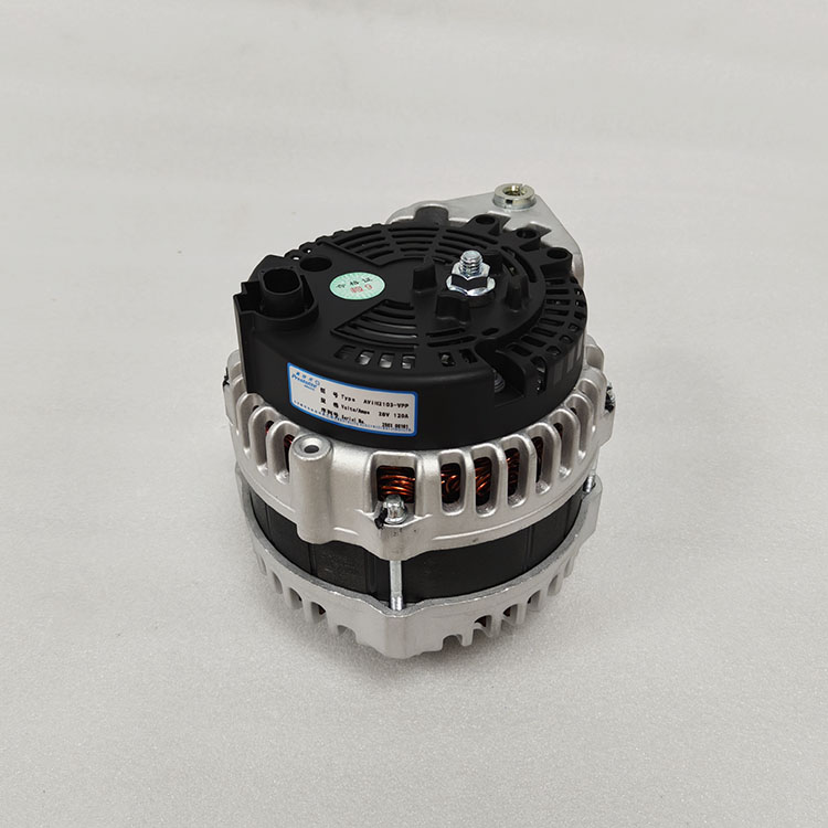 Cummins ISG Engine Parts 28V 110A Alternator 3698351