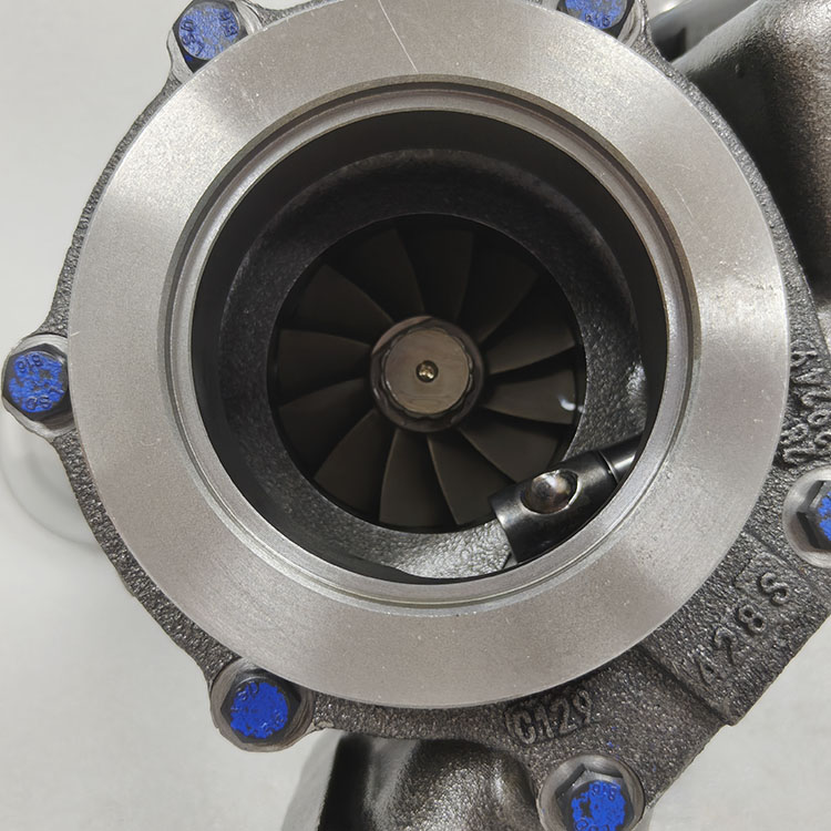 Cummins ISG Engine Parts Turbocharger 5358740 5358739