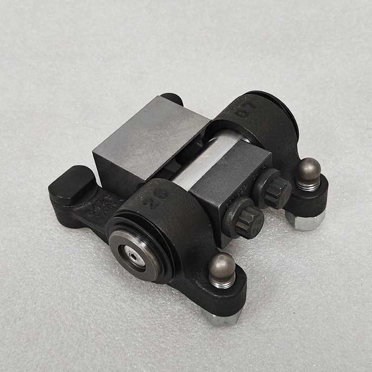 Cummins 6CT S6D114 Engine Parts Rocker Arm Assembly 3934921
