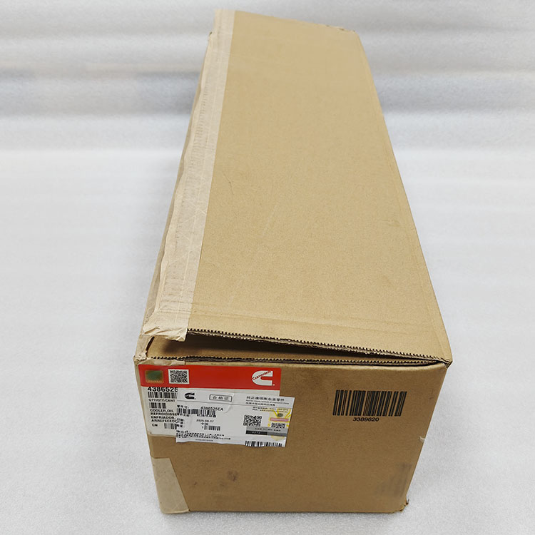 Cummins M11 Oil Cooler 4386525 4975879