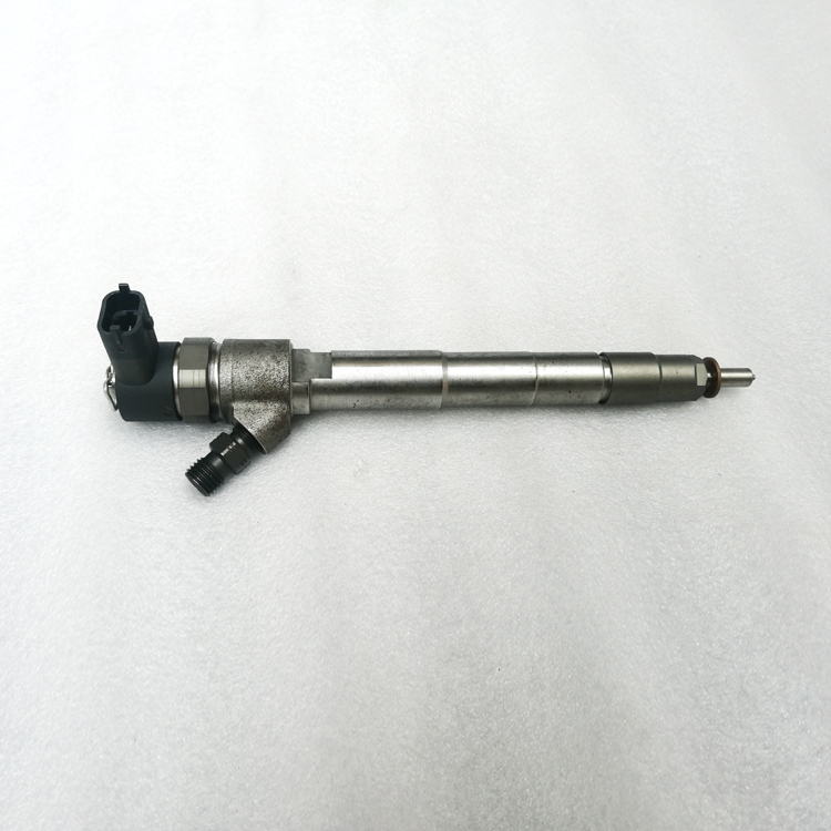 Foton ISF2.8 Engine Fuel Injector 5258744 5309291 0445110376