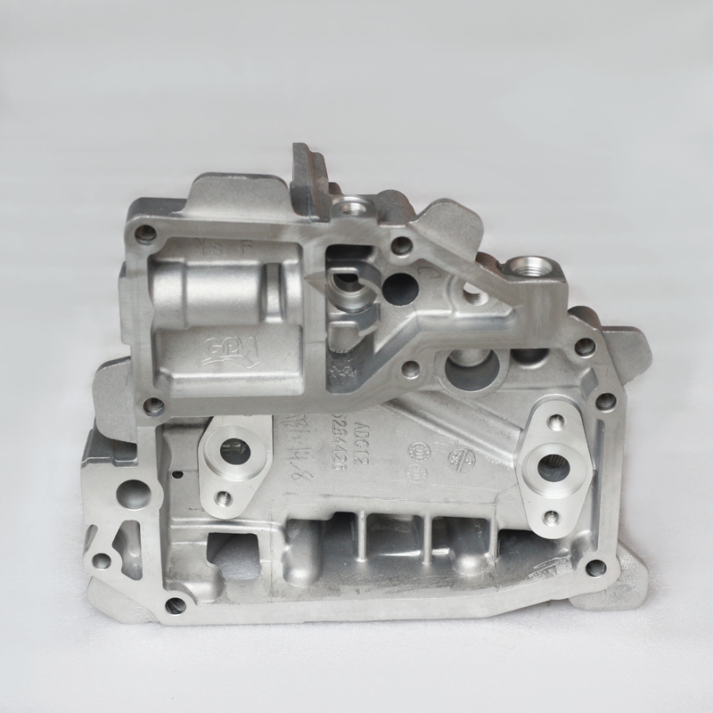 Foton ISF3.8 Engine Oil Cooler Housing 5267094