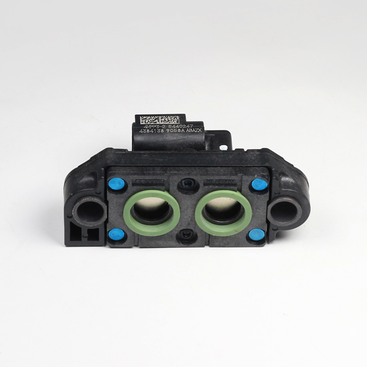 Foton ISF3.8 Engine Pressure Difference Sensor 4384138