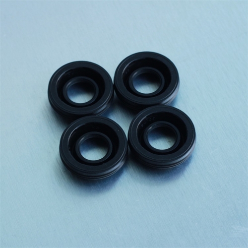 Foton ISF3.8 Engine Grommet Seal 4940584