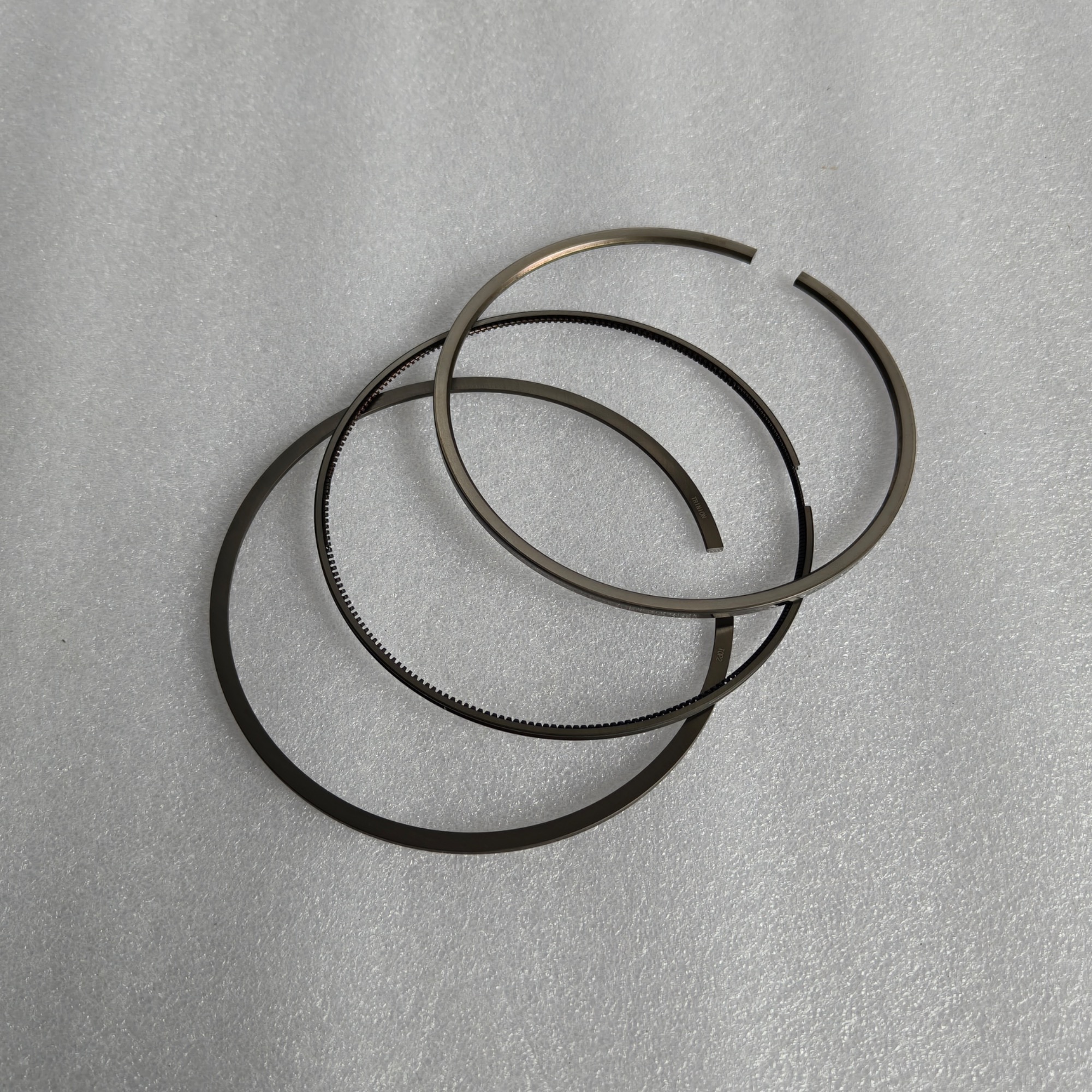 131mm OEM Quality Steel Piston Ring Set for Volvo D13 Engine 21253763 21209692 03873N0 800075710000