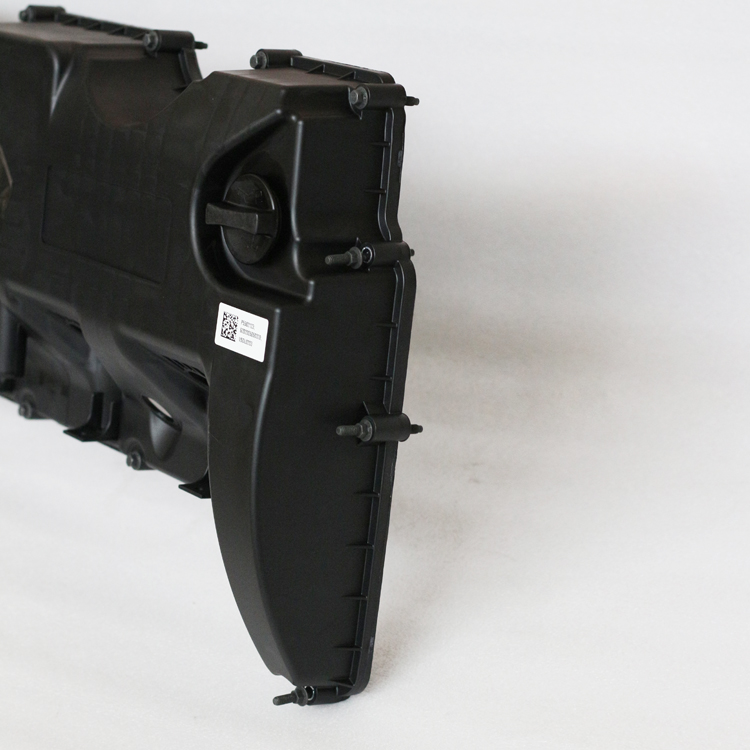 ISG Engine Valve Cover 5582123