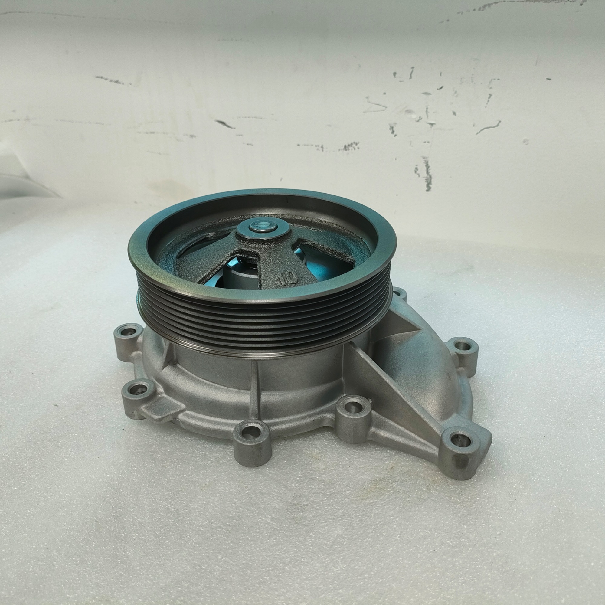 Water Pump 1508533 570951 1353072 570955 1372365 570962 1896752 508533 for SCANIA Engine D9 D11 D12 DC19