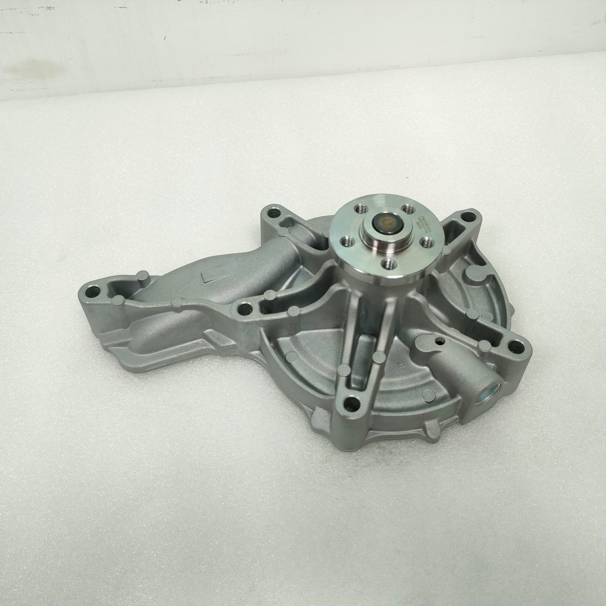 Water Pump 20744940 22902431 21228793 21221878 24070789 85000486 21296100 85000062 for VOLVO Engine D9A