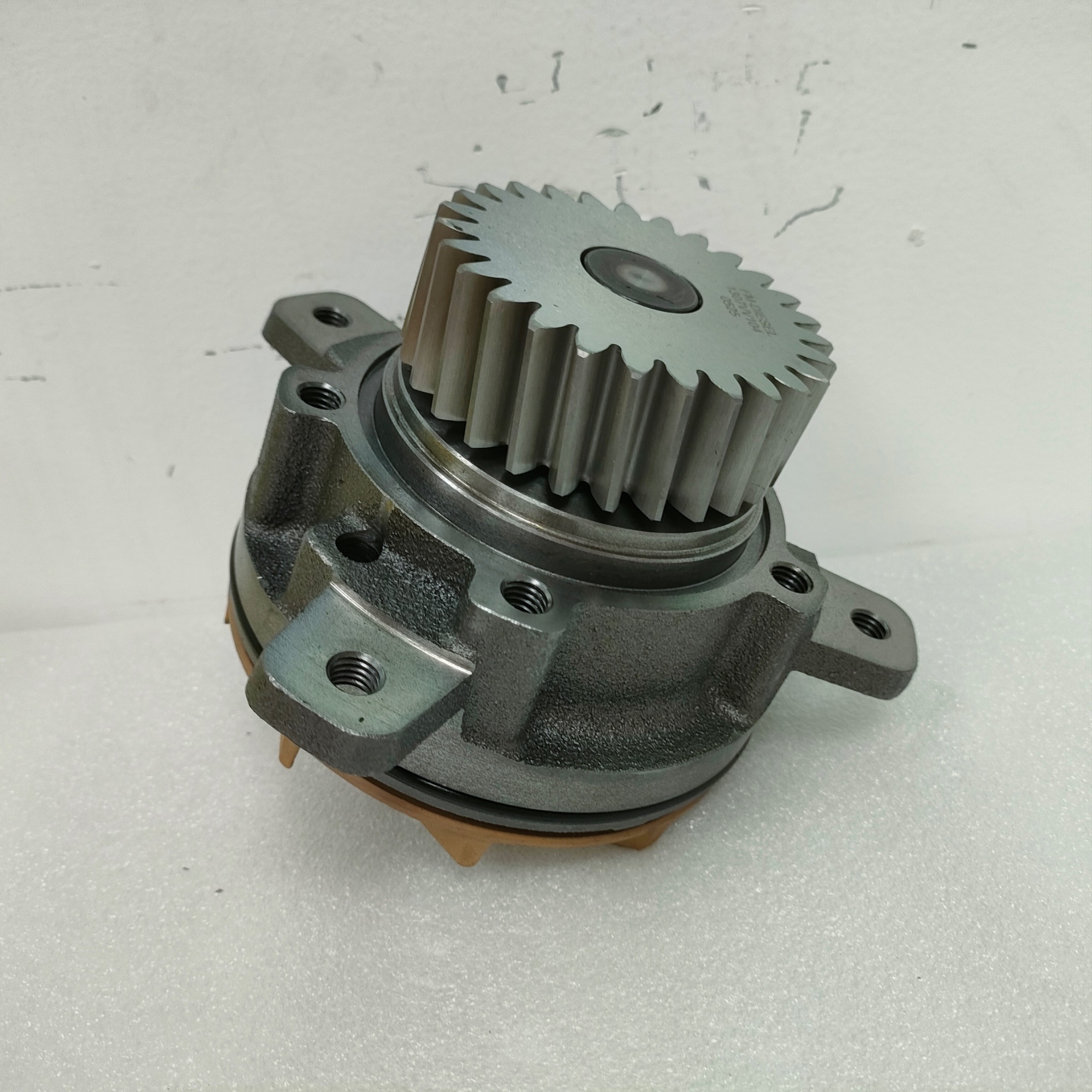 27 Teeth Water Pump 3803909 20431151 8113275 20713787 8170833 81070305 8170305 85000076 8113274 85000786 for VOLVO Engine D12C