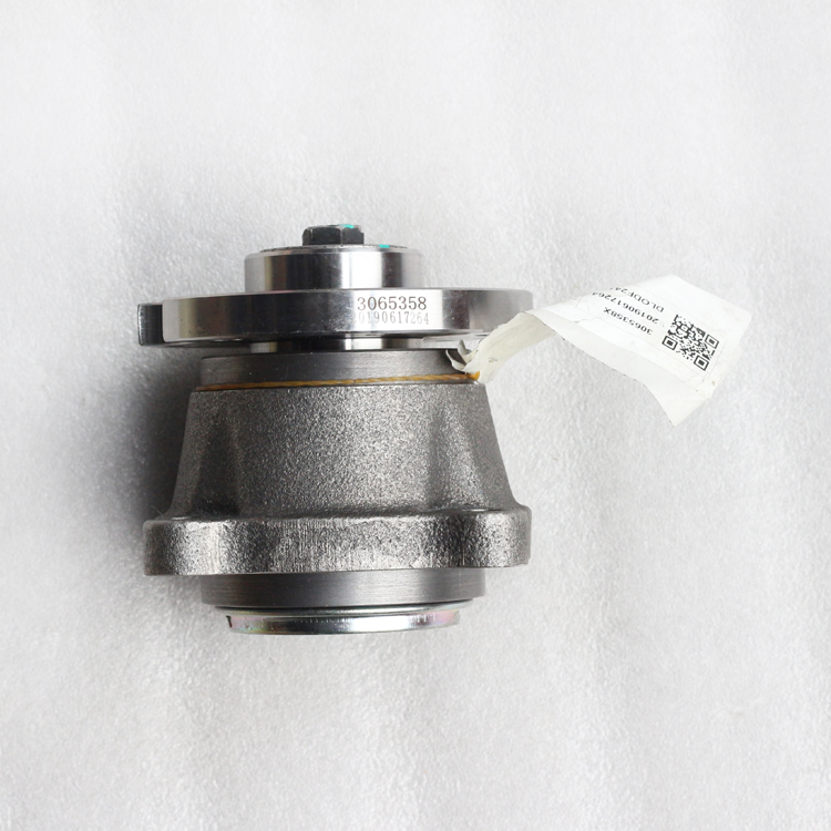 Cummins M11 Engine Fan Hub 3065358 6322352 5560056