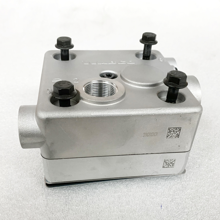 5575523 3696936 Foton ISF2.8 ISF 3.8 Engine Compressor Head