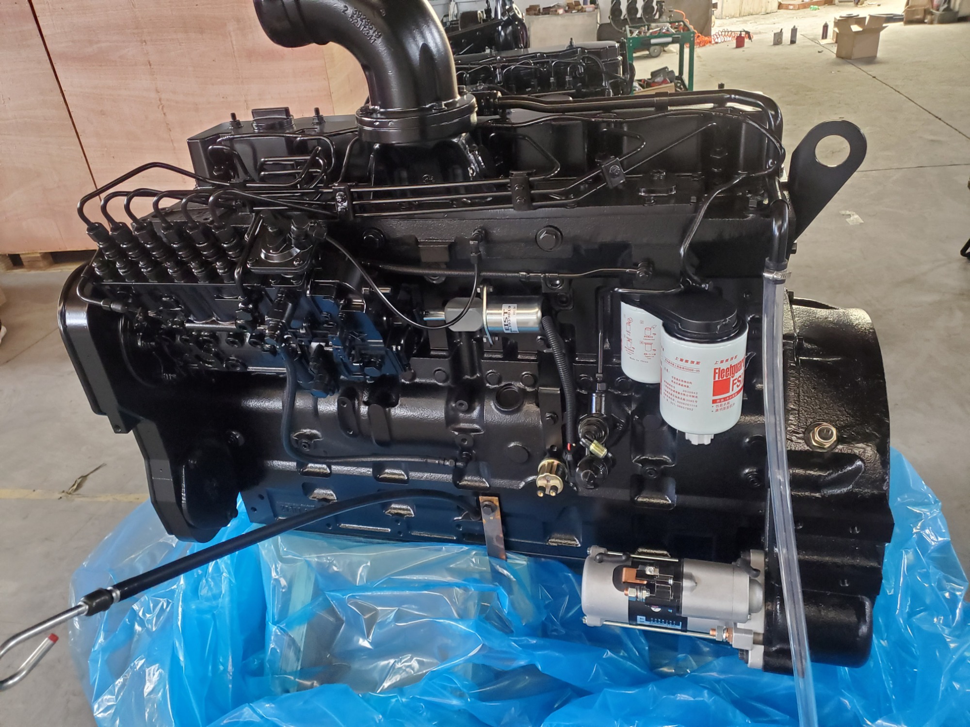 Motor diésel Cummins 6CTAA8.3 ensamblado