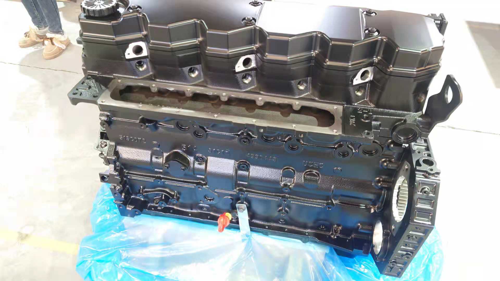 Cummins QSB6.7 Diesel Engine assembly