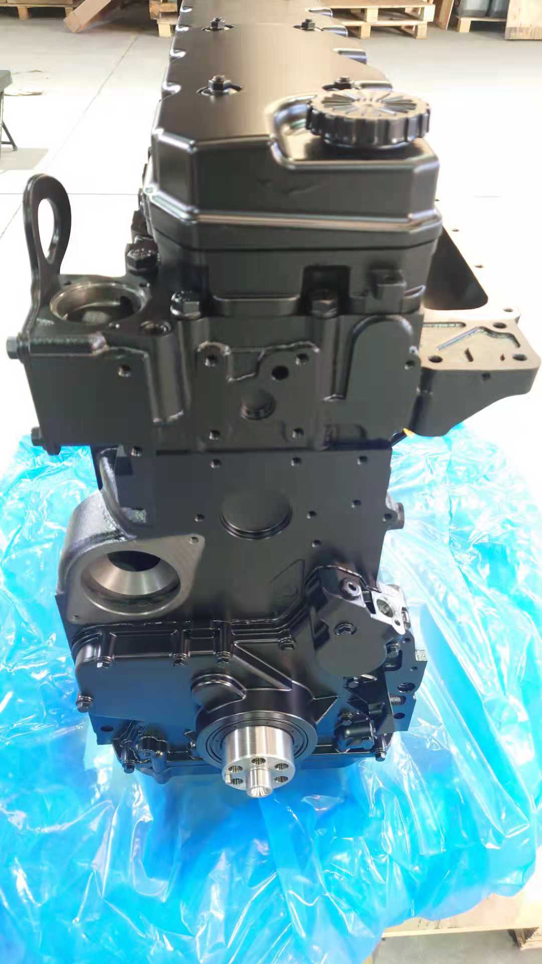 Cummins QSB6.7 Diesel Engine assembly