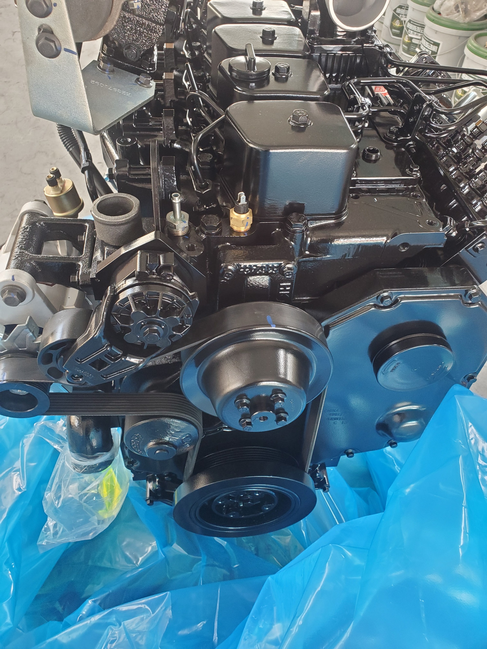Cummins 6BTAA5.9 Diesel Engine assembly