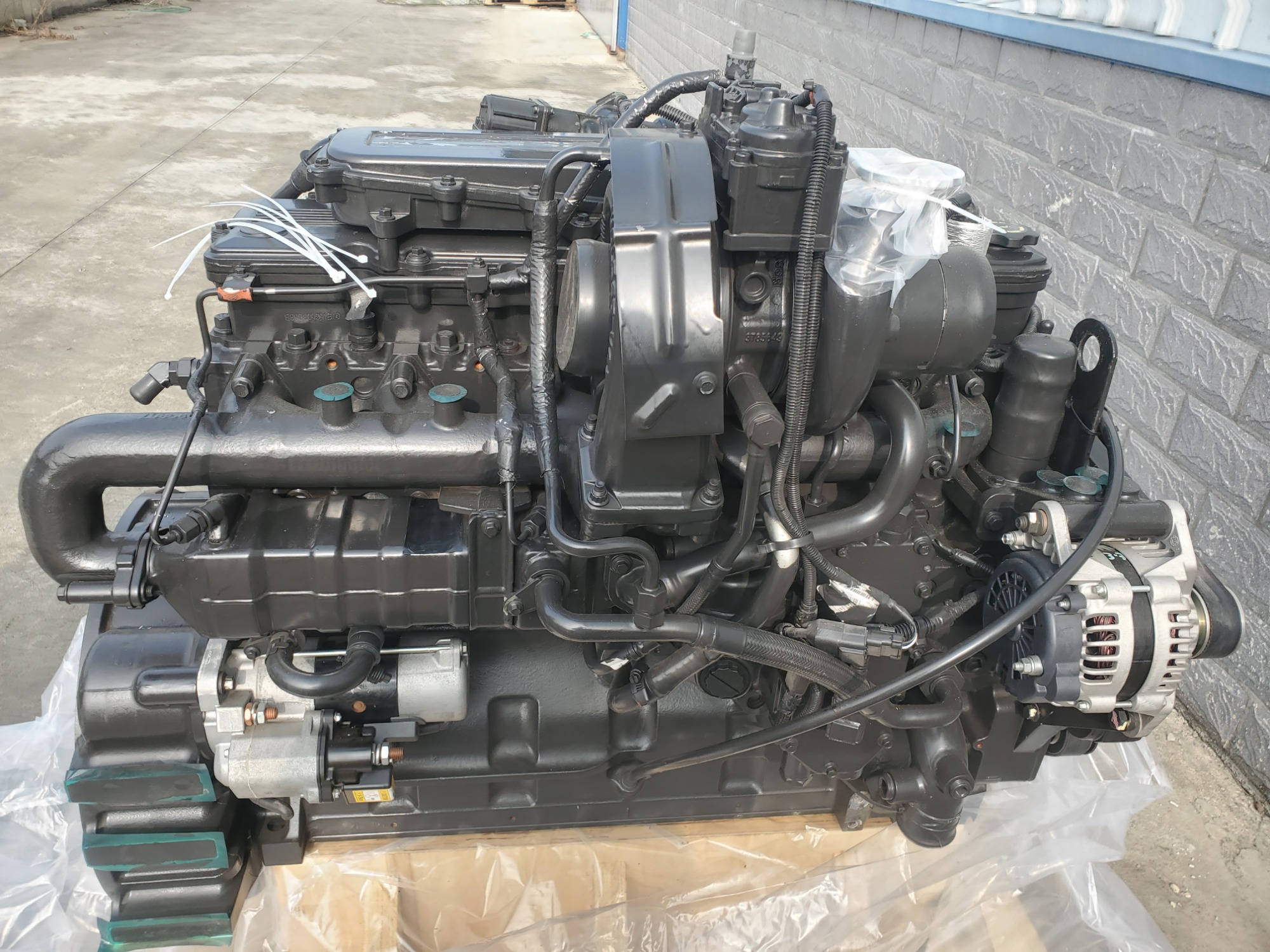 Cummins Imported QSL9 Diesel Engine assembly With EGR