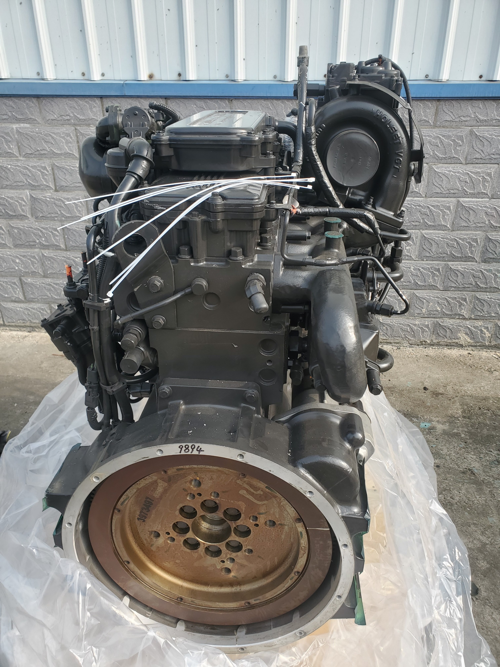 Cummins Imported QSL9 Diesel Engine assembly With EGR
