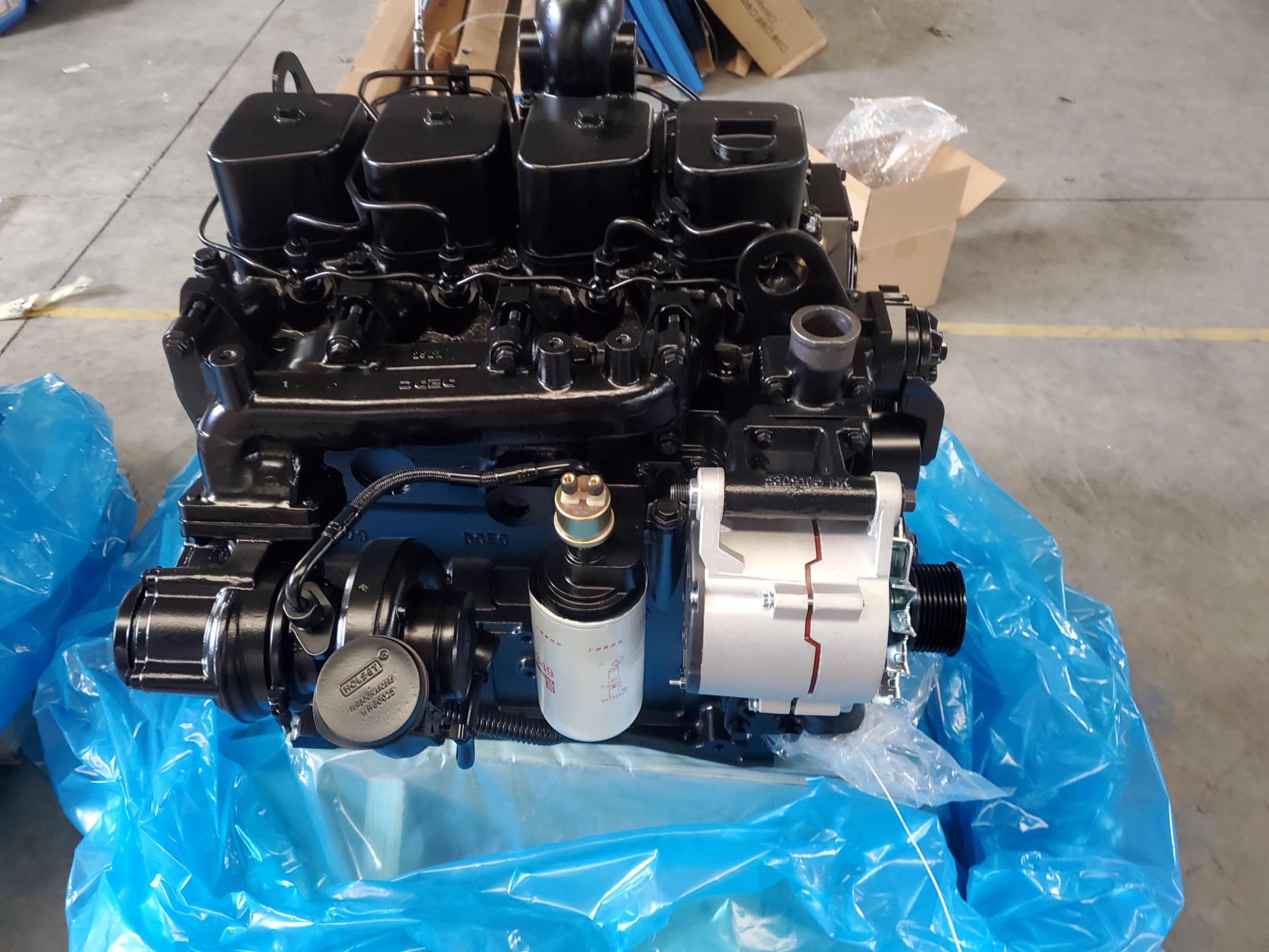 Cummins 4BT3.9 Diesel Engine Assembly